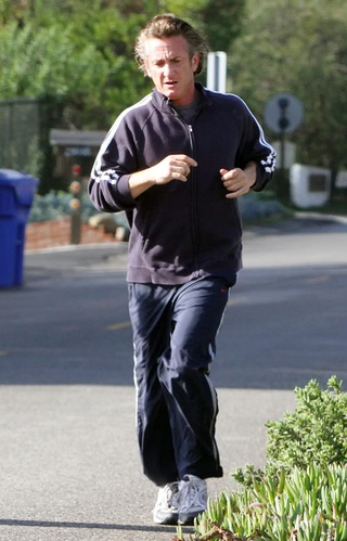 Illustration for article titled Jog Angry With Sean Penn And Company